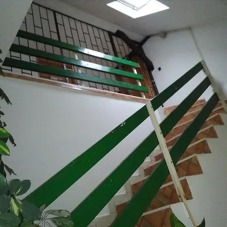 Thomylee Apartman Apartment